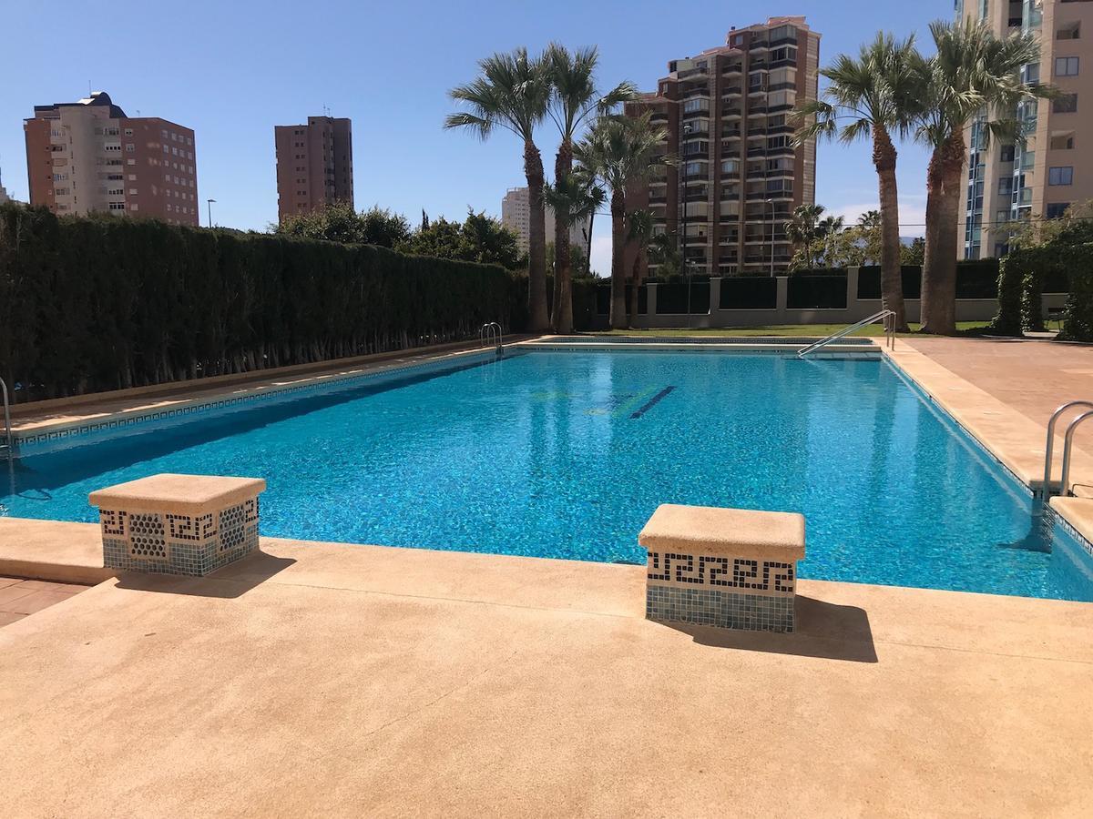 Apartment In Poniente Beach Μπένιντορμ Εξωτερικό φωτογραφία